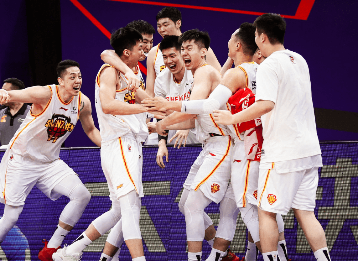 九游APP-齐鲁雷霆队鏖战天山金雕队，马拉松友谊赛惊险晋级，核心复出即建功。锋线火力回暖(天山雄狮决战决胜)