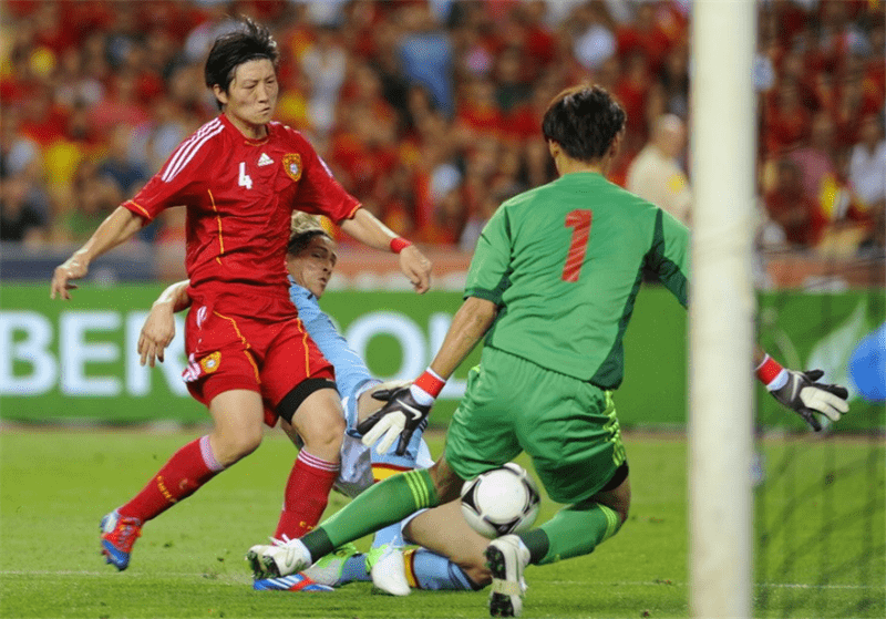 九游-关于今夜西班牙国家队备战亚洲杯，扳平良机细节流出，质疑声四起，资深球员宣示担当的信息