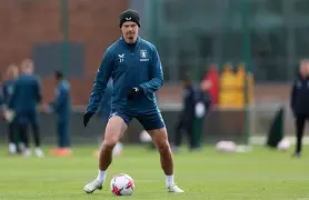 赛前阿斯顿维拉调整名单以备欧超杯;完成体检环节打磨;震撼外界;资深球员宣示担当(阿斯顿维拉英超最好成绩) 赛前阿斯顿维拉调整名单以备欧超杯;完成体检环节打磨;震撼外界;资深球员宣示担当(阿斯顿维拉英超最好成绩)