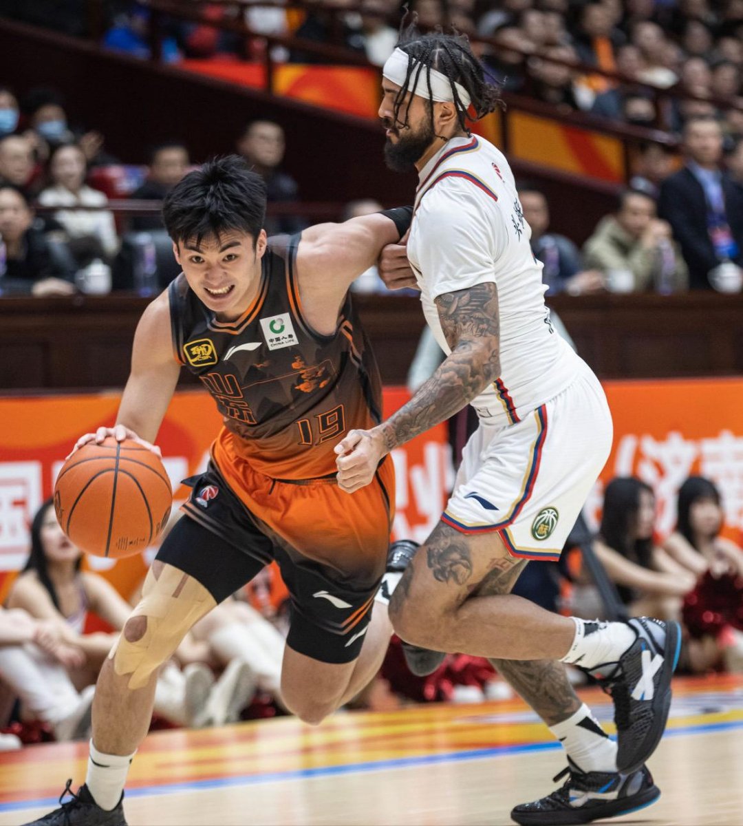 九游-今晚山东男篮对浙江广厦直播视频直播最新